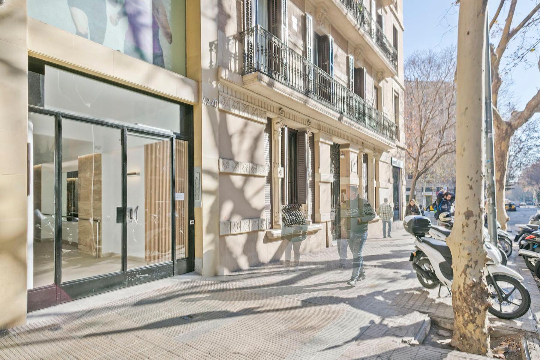 Ferienwohnung Luxury Muntaner Plaza Barcelona Exterior foto